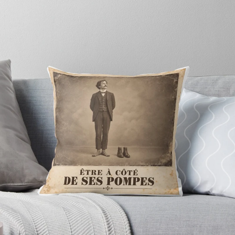 Être à côté de ses pompes — Impeccablement décalé sur Coussin