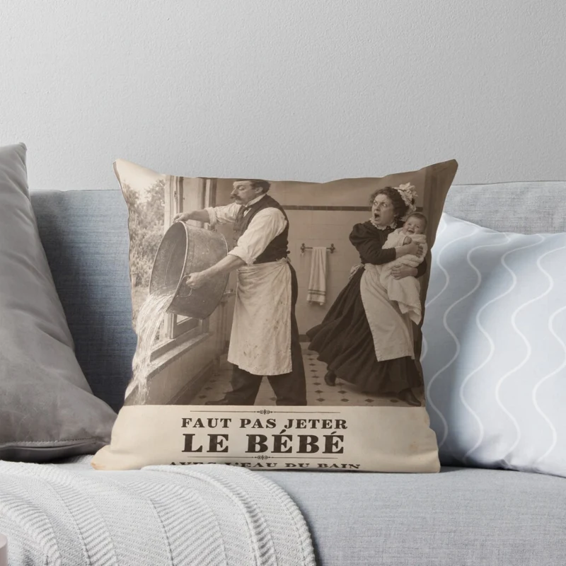 Bébé avec l’eau du bain — Sauvetage express sur Coussin