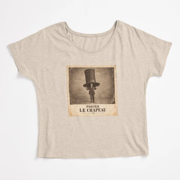 Porter le chapeau — Responsabilité grand format sur T-shirt coupe relax · Crème