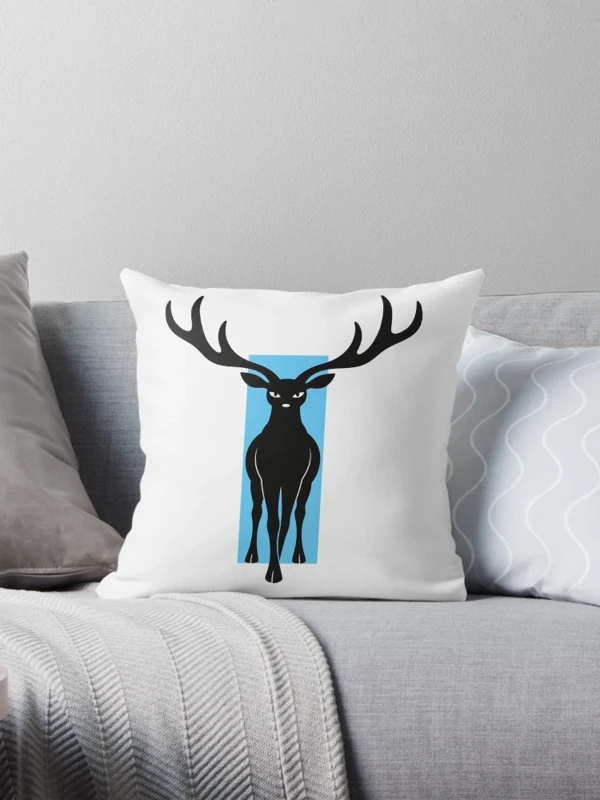 Cerf aux bois beaucoup trop larges sur Coussin