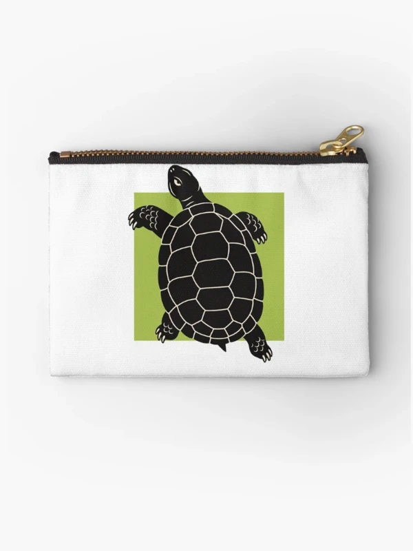 Tortue qui prend ses aises hors cadre sur Pochette