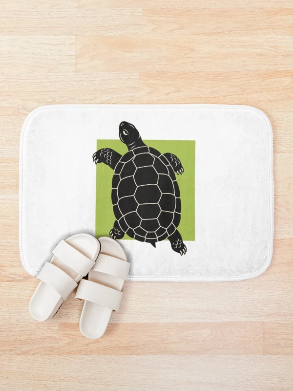 Tortue qui prend ses aises hors cadre sur Tapis de bain