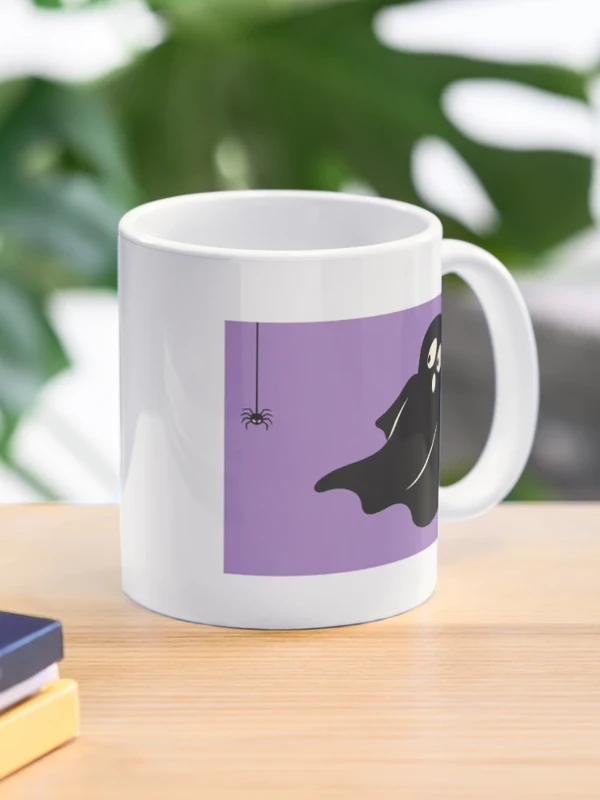 Fantôme effrayé par une minuscule araignée sur Mug classique