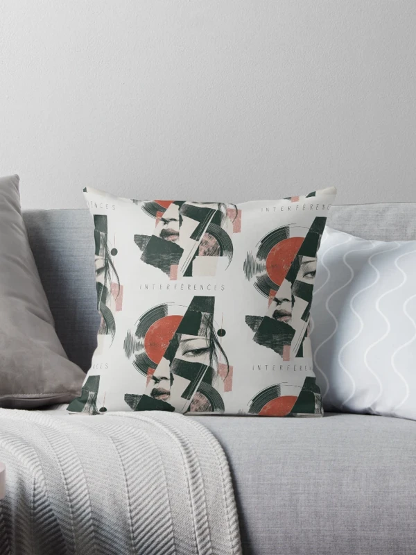 Interférences — Visage abstrait et sillons de vinyle sur Coussin
