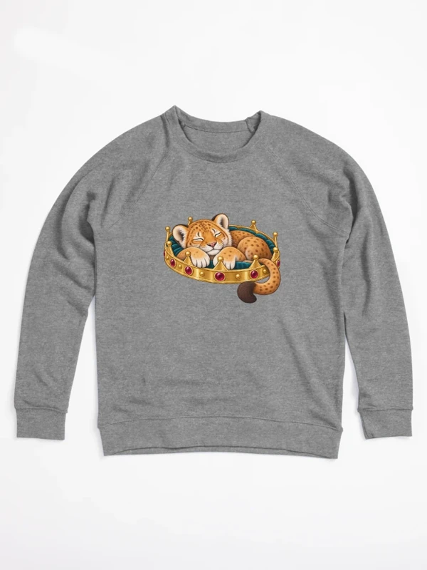 Lionceau endormi dans une couronne royale sur Sweatshirt léger · Gris chiné